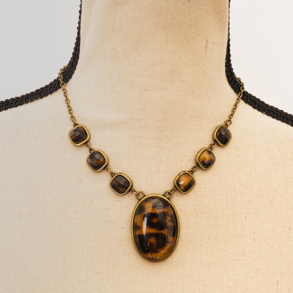 Choker length necklace leopard print pendant & stones Cato